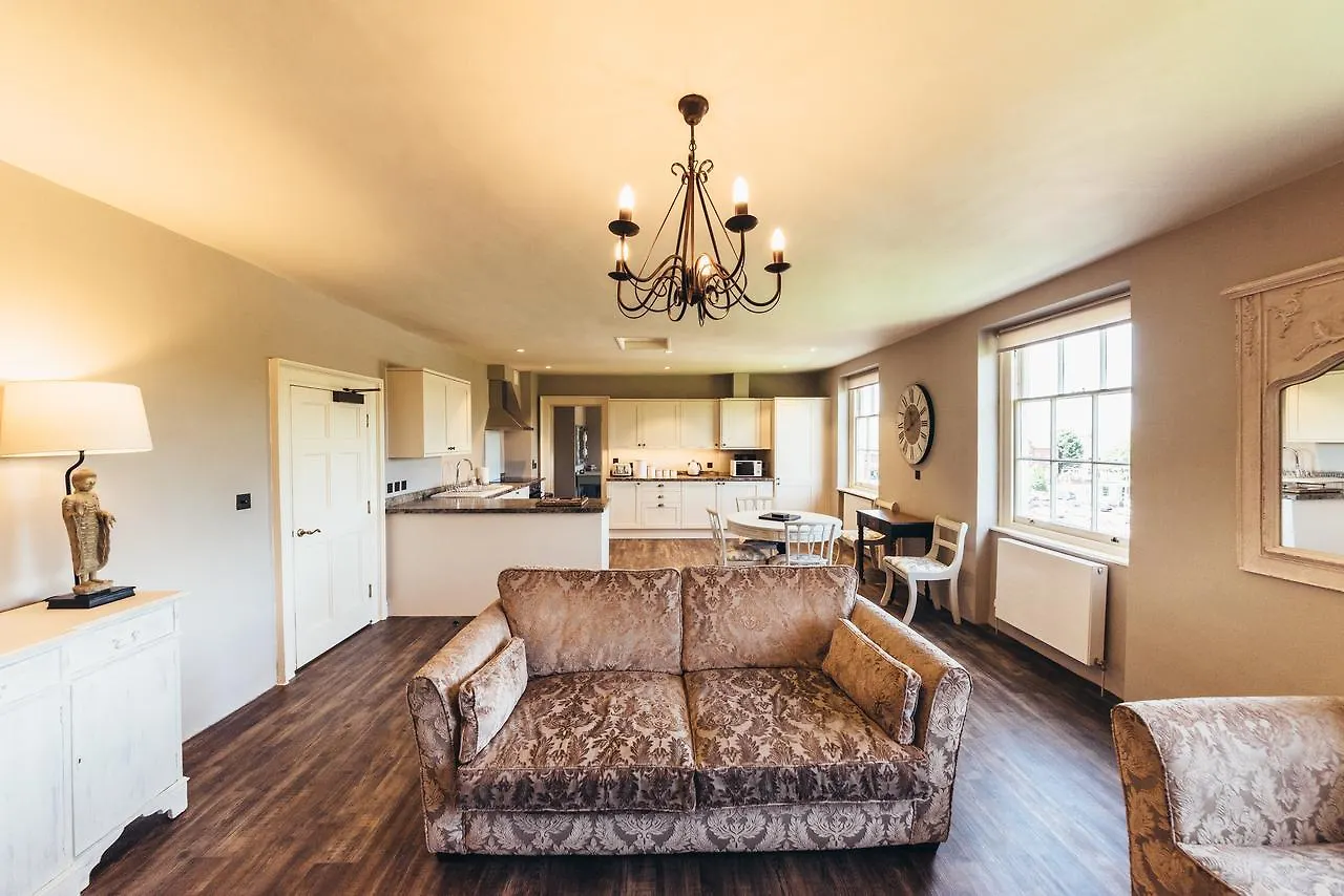 **** Aparthotel Birchover Bridgford Hall West Bridgford United Kingdom